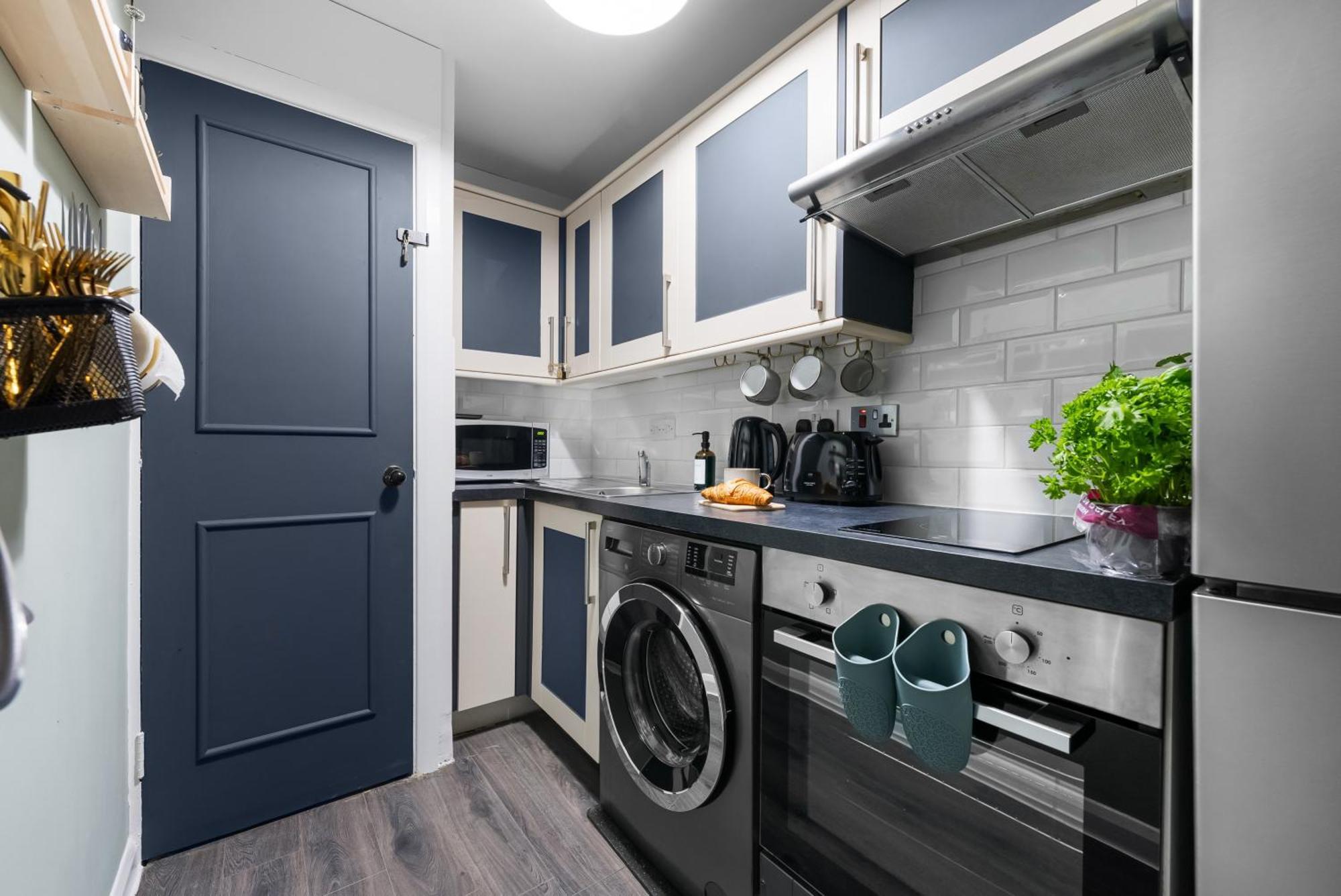 Chic 2 Bedroom Apartment Near Liverpool Street By Gold Stays ลอนดอน ภายนอก รูปภาพ